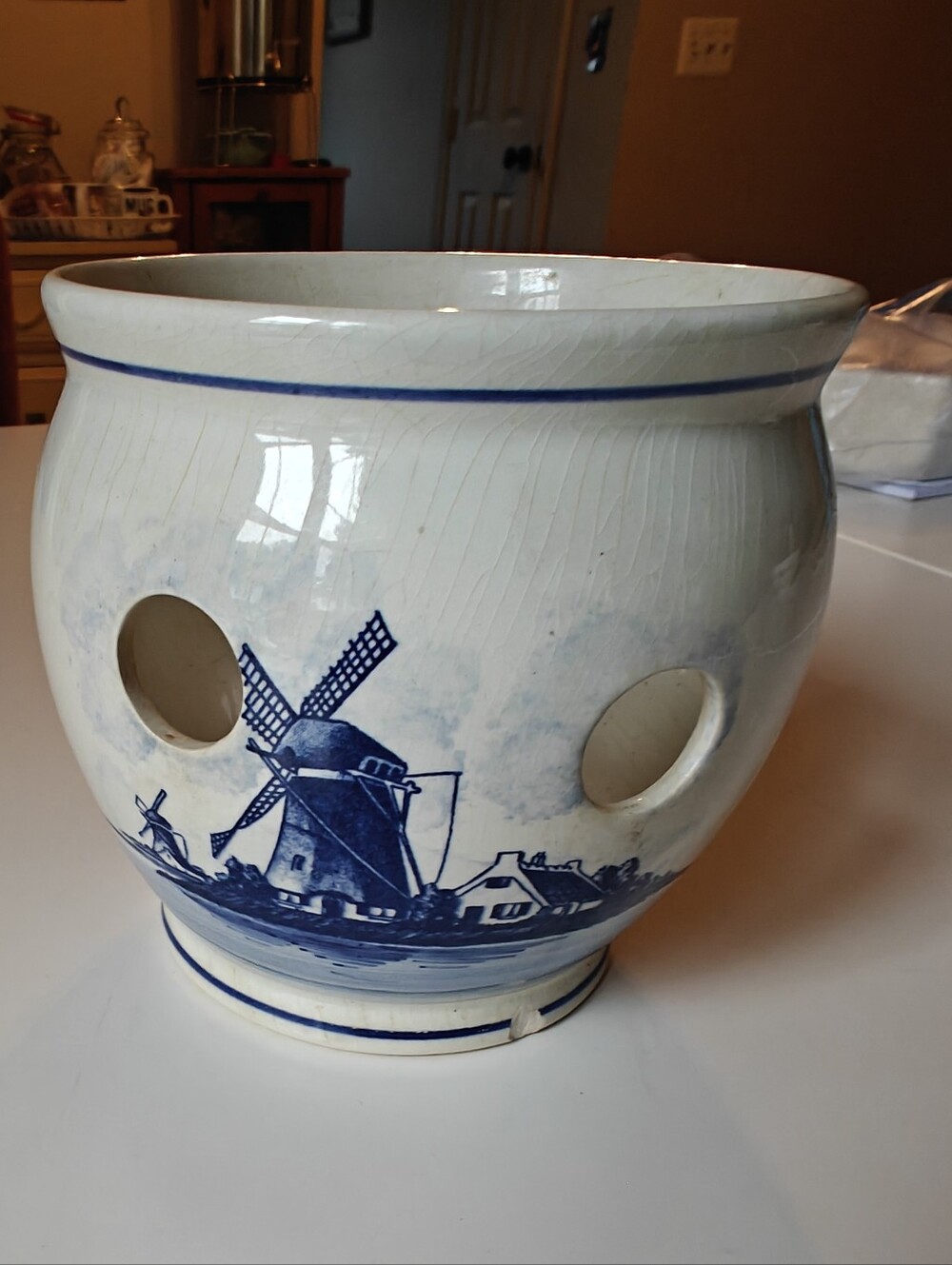Delft Blauw Hand Painted Holland  Windmill Garlic Shallot Keeper vintage
